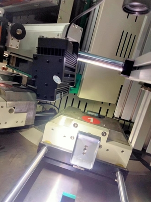 3-রঙ 80 পিসি/মিনিট নরম টিউব CNC স্বয়ংক্রিয় UV প্রিন্টিং মেশিন